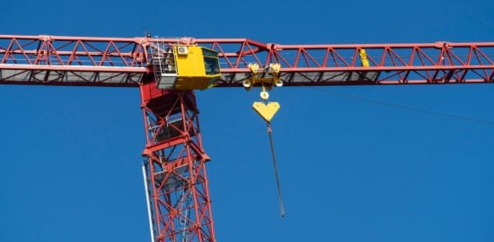 5 Advantages of Renting Commercial Construction Equipment