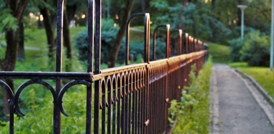 8 Important Tips for Choosing the Right Fencing for Livestock
