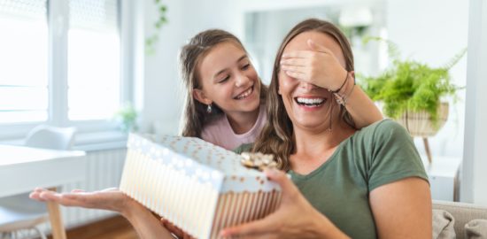 6 Affordable and Fun Gifts For a Kid During the Summertime