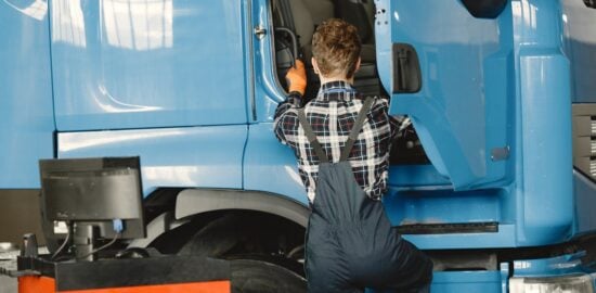 Photo by Gustavo Fring: https://www.pexels.com/photo/a-man-riding-the-blue-truck-6720506/